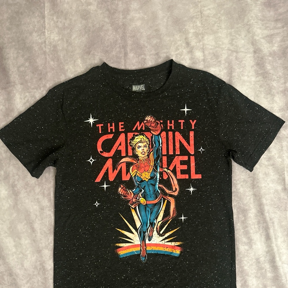 Marvel black T-Shirt in size S